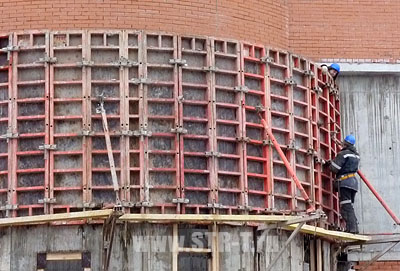 Съемная щитовая металлическая опалубка