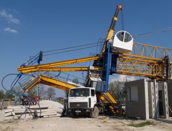 оценка рисков эксплуатации строительной подъемной техники